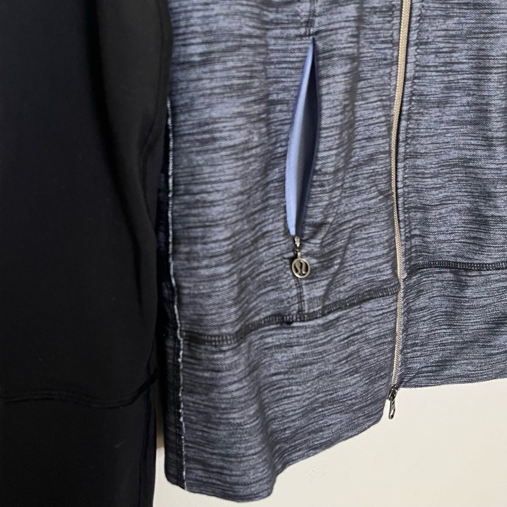 Lululemon Daily Yoga Jacket Slub Denim Polar Haze Black Blue Full Zip Size 4 - Picture 4 of 10